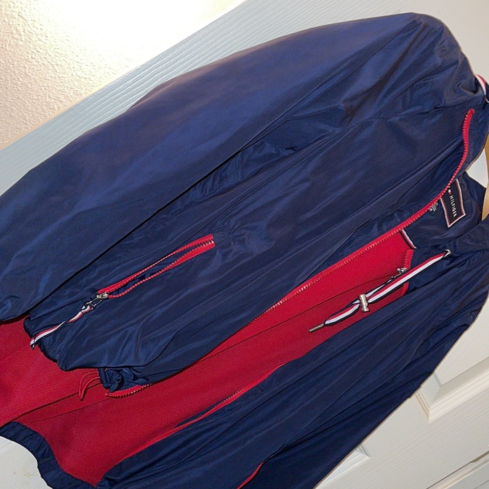 Jacket - Picture 3 of 4